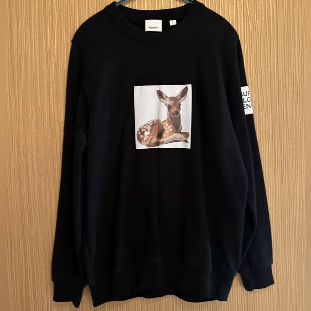 Burberry Fawn Print Sweatshirt - Elegance Casual Comfort S P -good condition